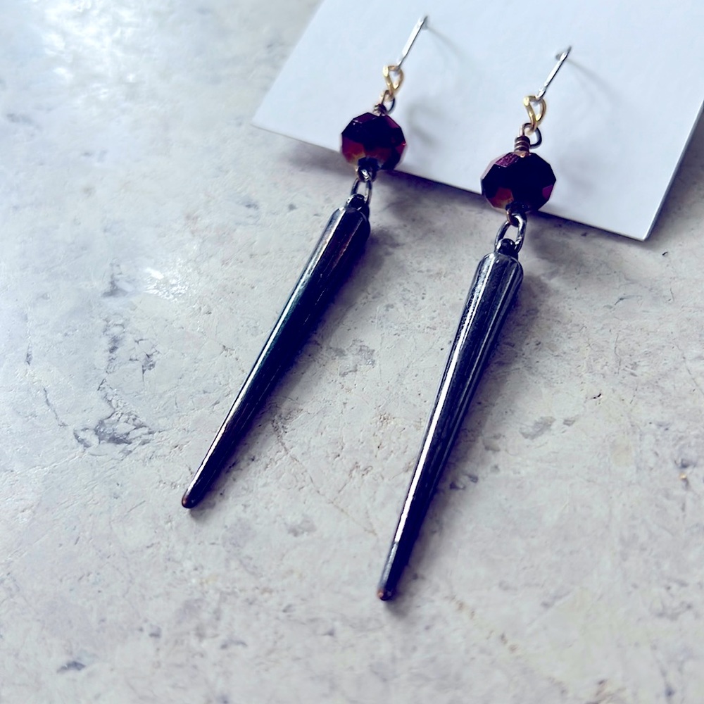 BelleStyle Gunmetal Spike Crystal Earrings